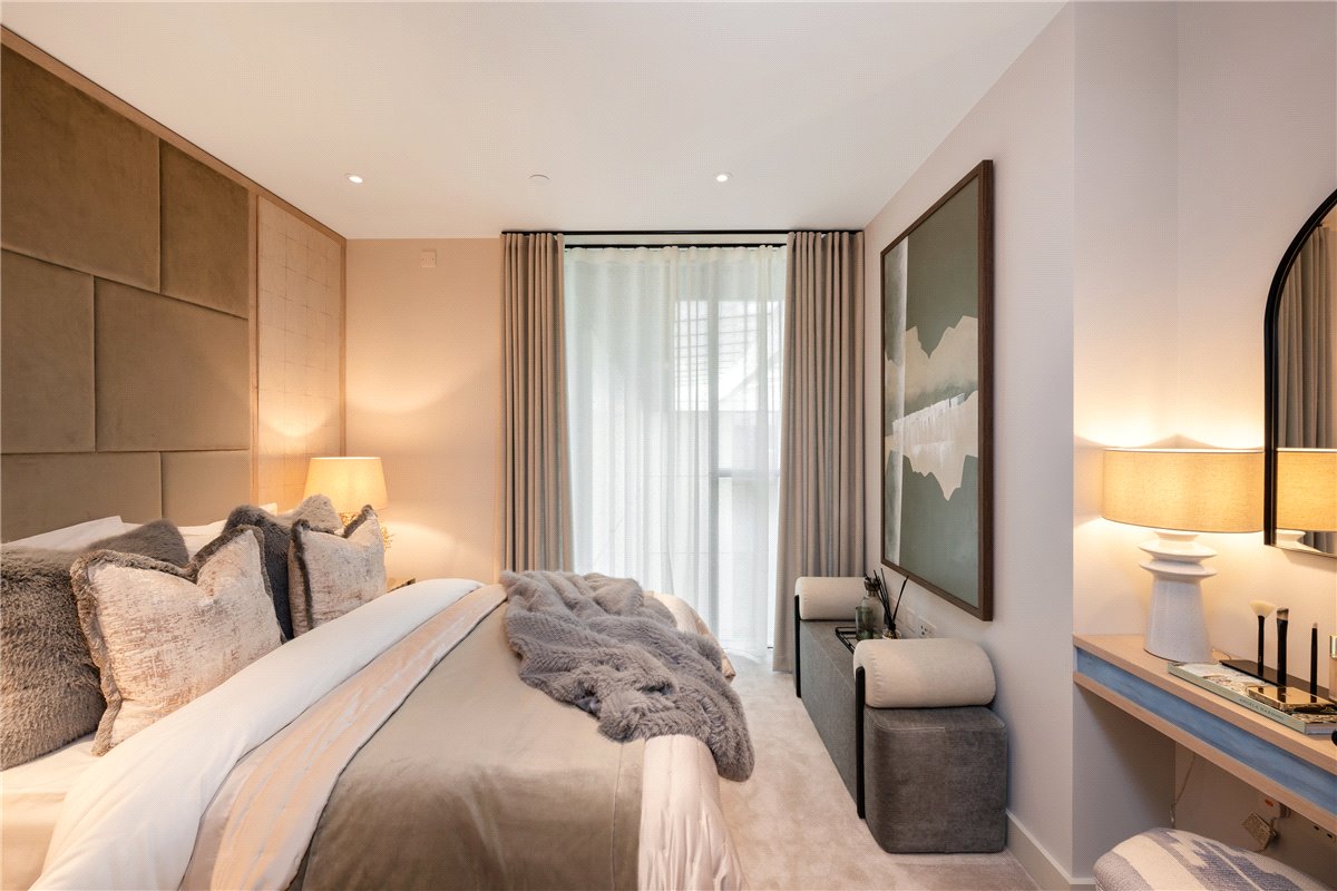 6 bedroom flat, Waterfront Drive, Chelsea Waterfront SW10 - Available