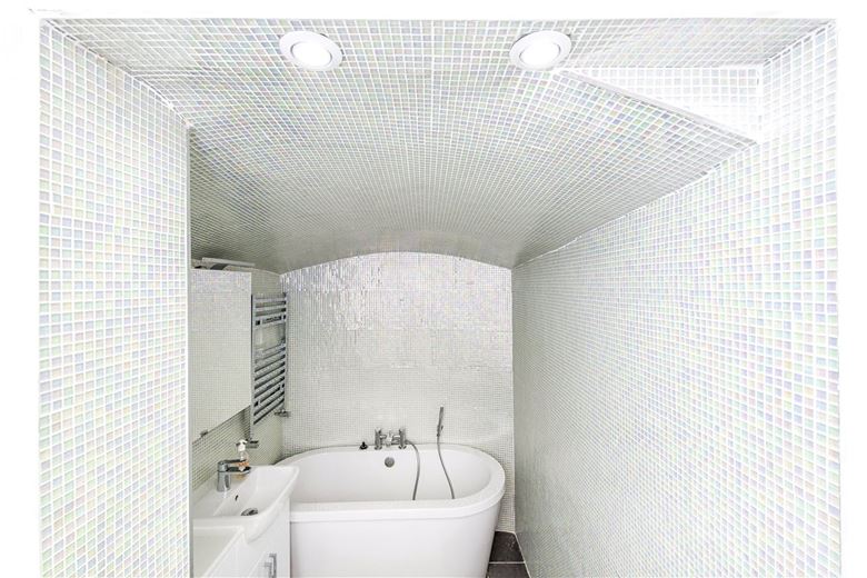 4 bedroom house, Limerston Street, Chelsea SW10 - Sold