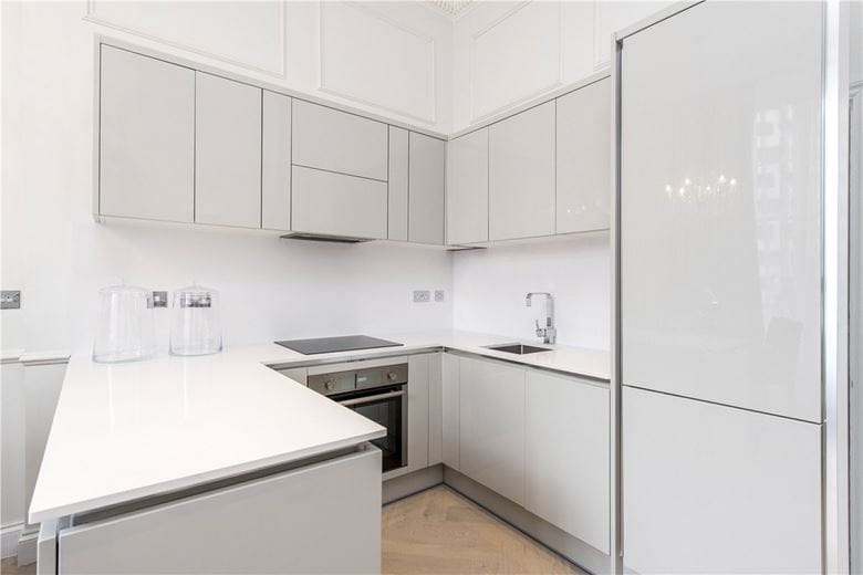 1 bedroom flat, Gloucester Gardens, Bayswater W2 - Sold