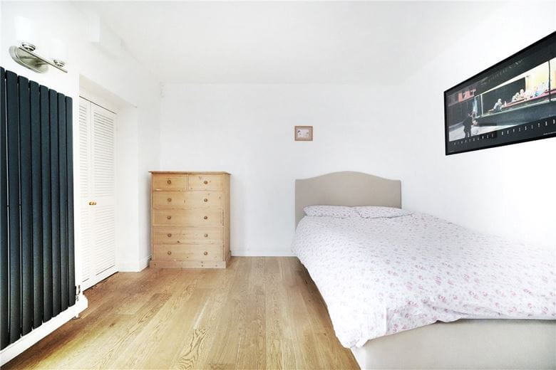 2 bedroom flat, Warwick Way, Pimlico SW1V - Available