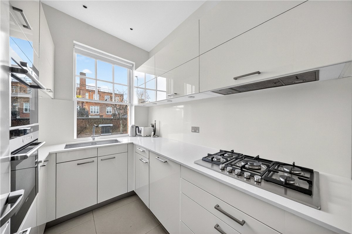 4 bedroom flat, Wynnstay Gardens, Kensington W8 - Available