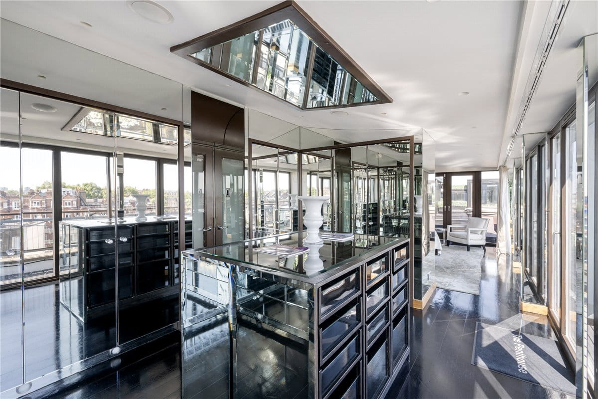 3 bedroom flat, Harrington Road, South Kensington SW7 - Available