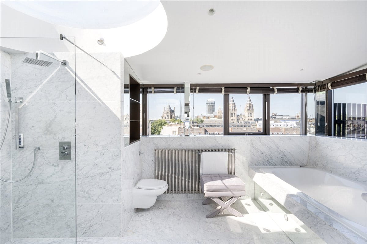 3 bedroom flat, Harrington Road, South Kensington SW7 - Available