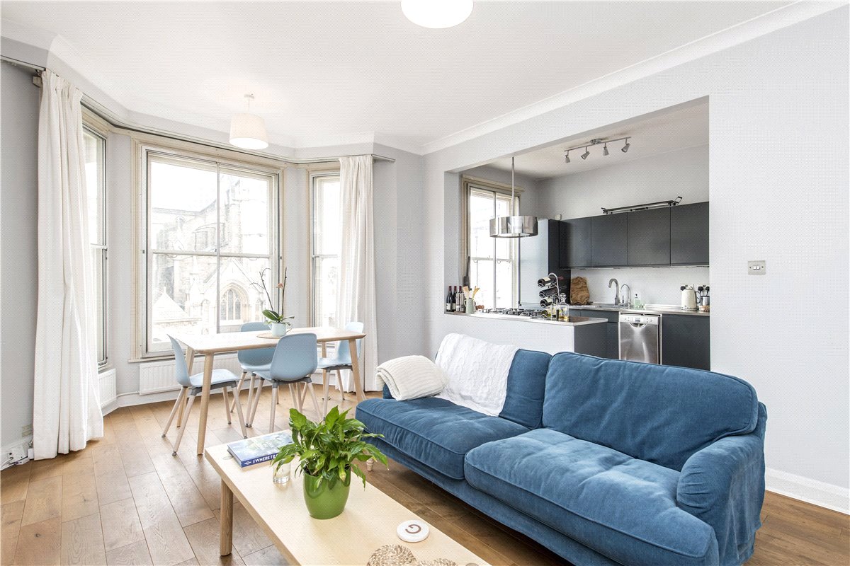 2 bedroom flat, Holland Road, Holland Park W14 - Available