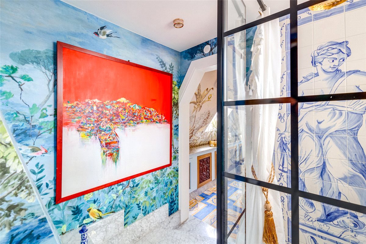 1 bedroom flat, Sloane Gardens, Chelsea SW1W - Available