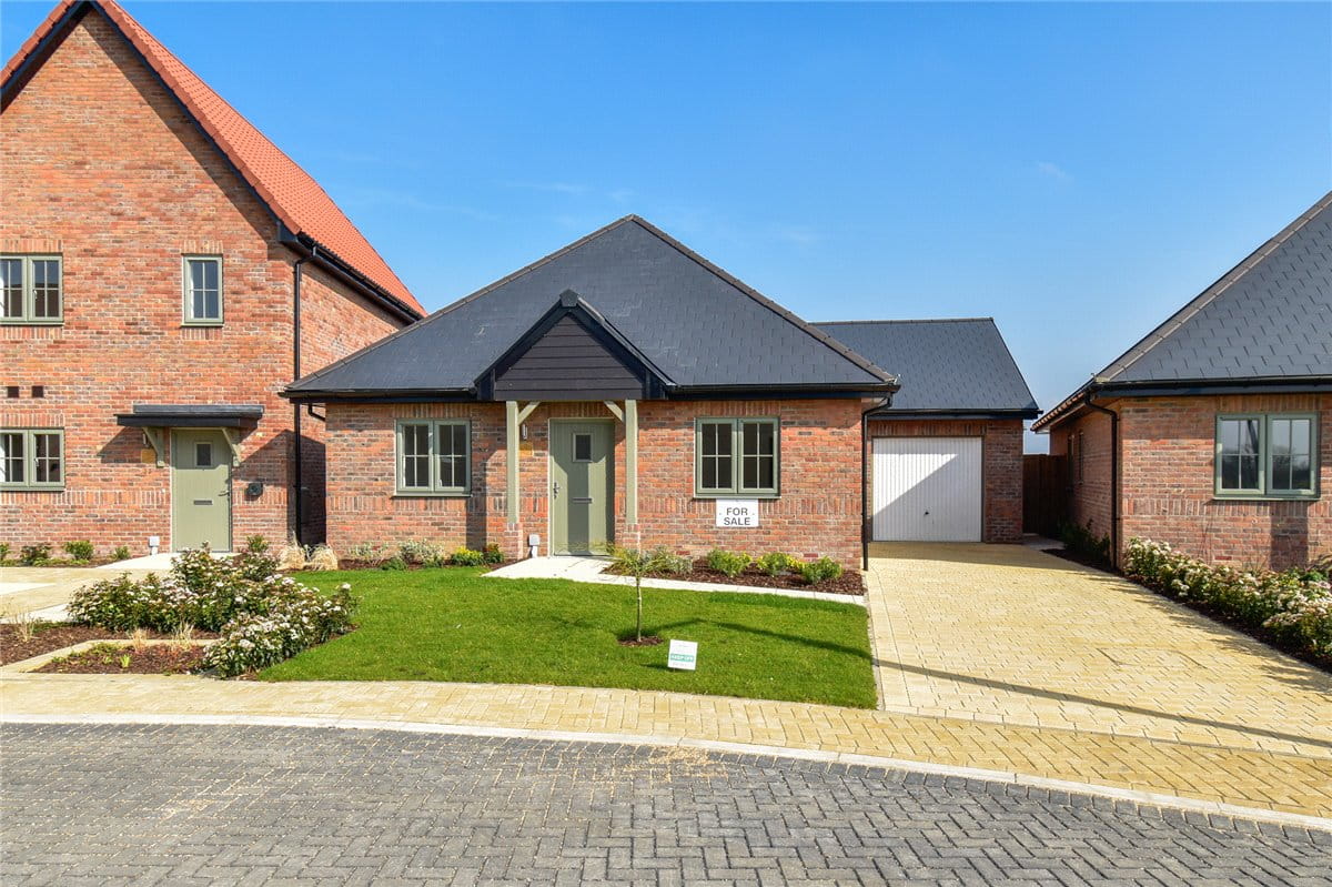 2 bedroom bungalow, Levington Lane, Bucklesham IP10 - Sold