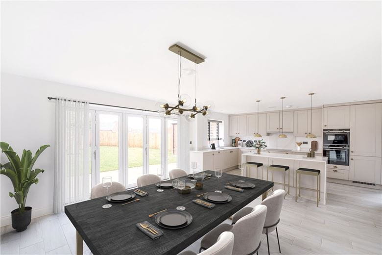 4 bedroom house, Hayfield Lodge, Over CB24 - Available