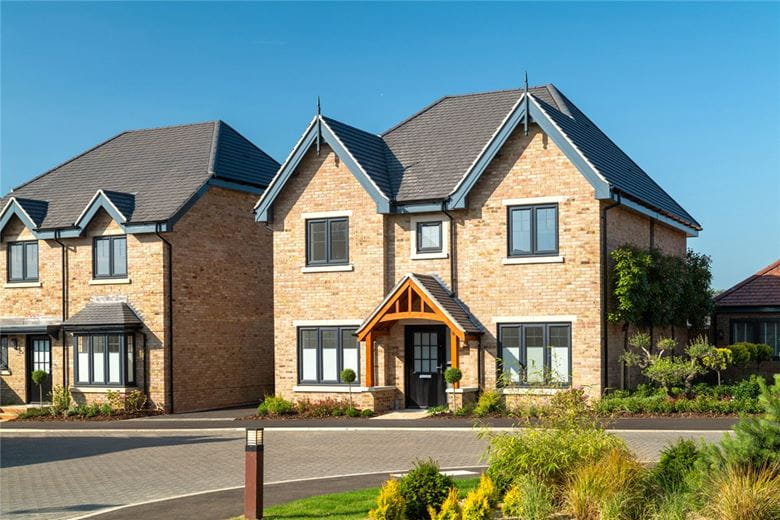 4 bedroom house, Hayfield Lodge, Over CB24 - Available