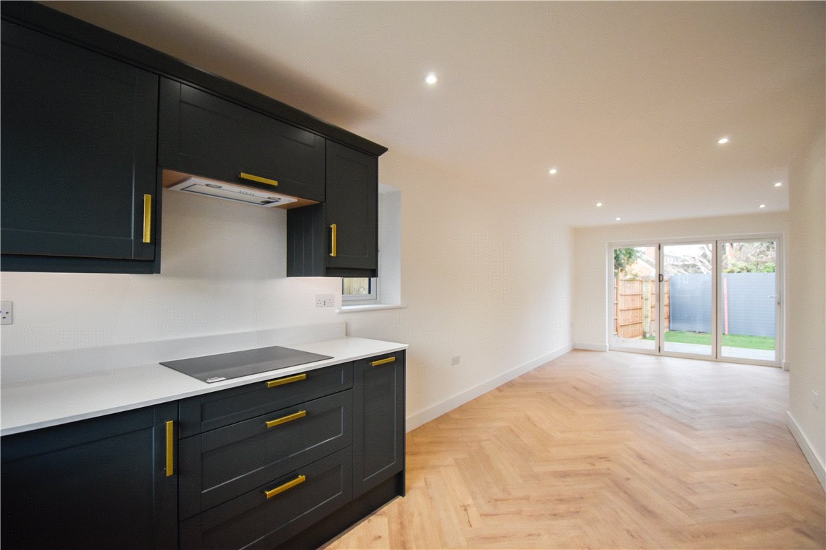 2 bedroom bungalow, Prentice Close, Longstanton CB24 - Sold STC