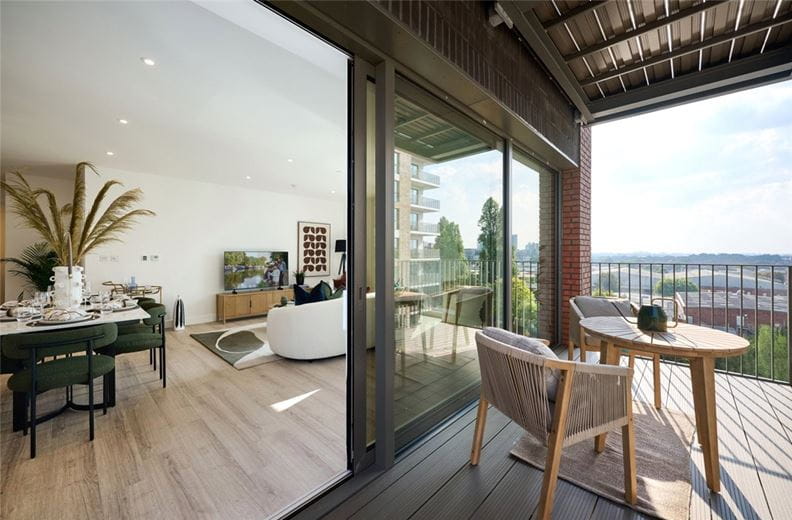 1 bedroom flat, Grand Union, Beresford Avenue HA0 - Available