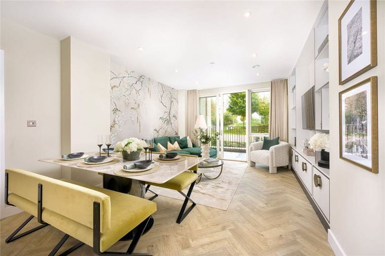 3 bedroom flat, Eddington Avenue, Cambridge CB3 - Available