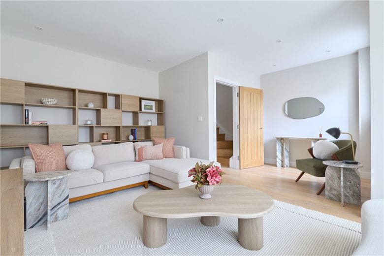 4 bedroom house, Fitzwilliam Road, Off Brooklands Avenue, Cambridge CB2 - Available