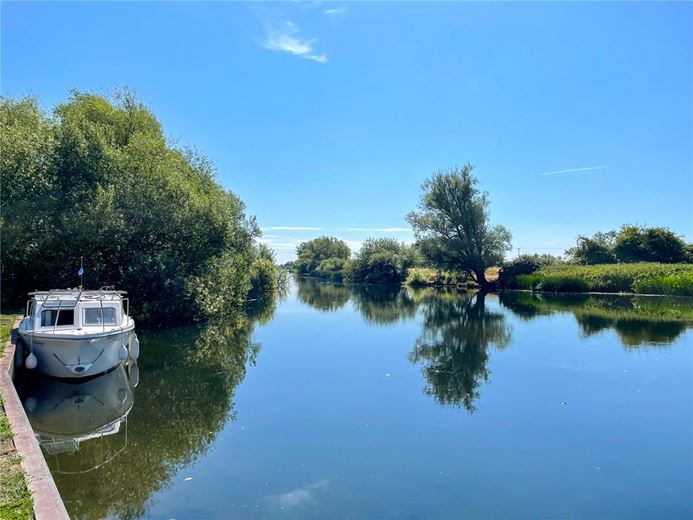 2.5 acres Land, Conger Lane, Holywell PE27 - Available