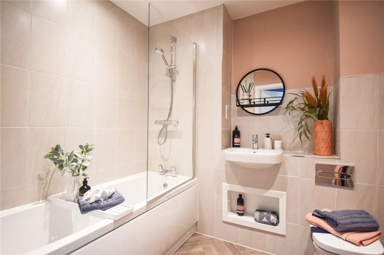 1 bedroom flat, Saffron Way, Cherry Hinton CB1 - Available