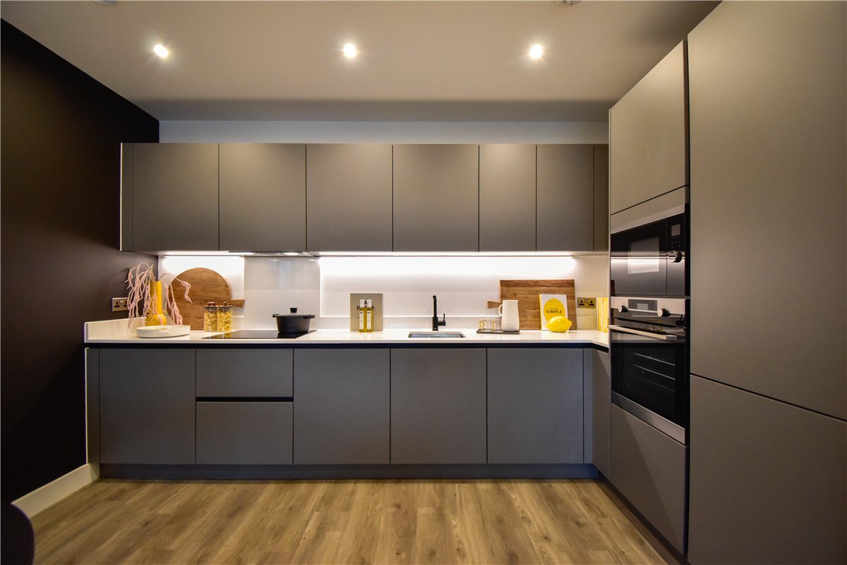 1 bedroom flat, Knights Park, Eddington CB3 - Available