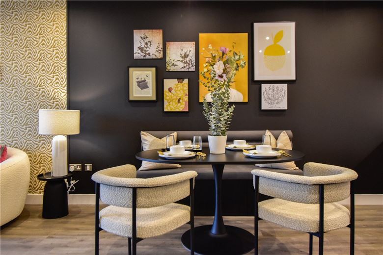 1 bedroom flat, Knights Park, Eddington CB3 - Available