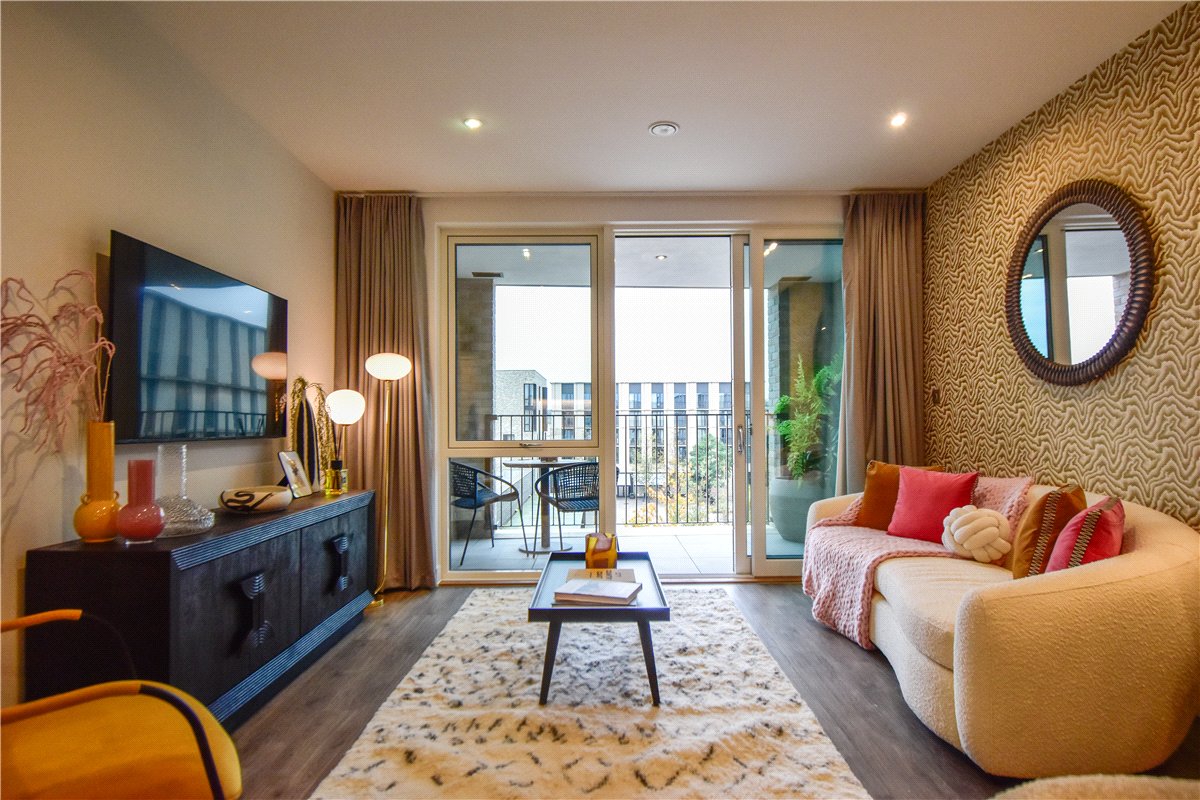 1 bedroom flat, Knights Park, Eddington CB3 - Available