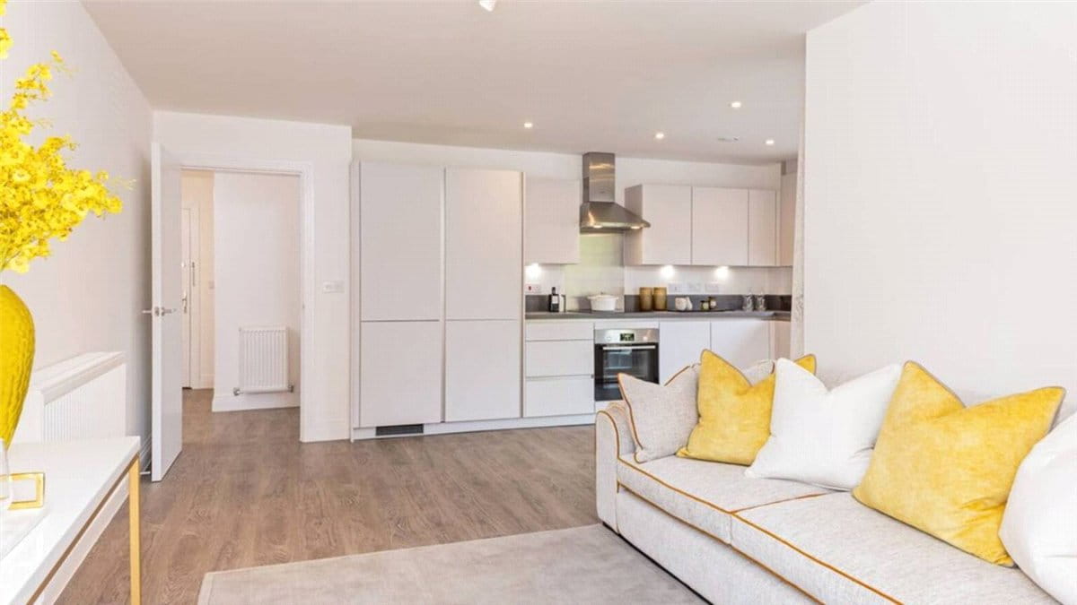 2 bedroom flat, Kendale Road, Waterbeach CB25 - Available