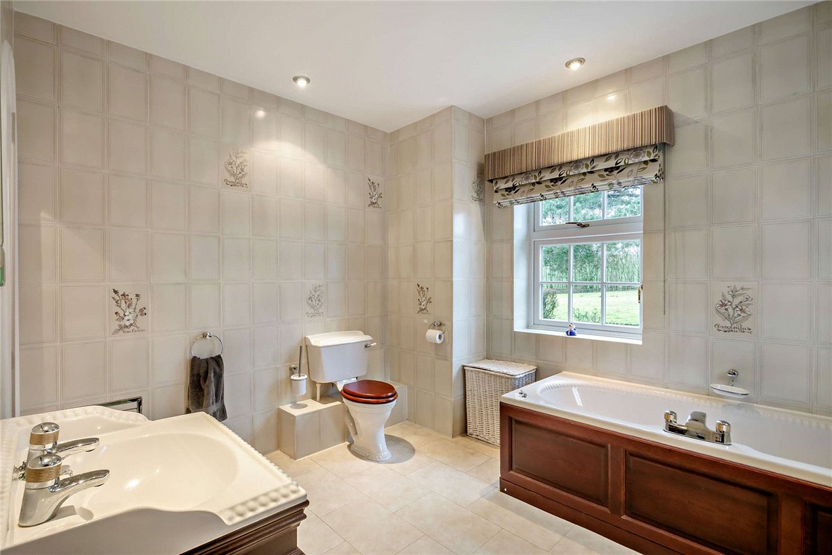 4 bedroom house, Between Beckwithshaw and Leathley, Near Harrogate LS21 - Available