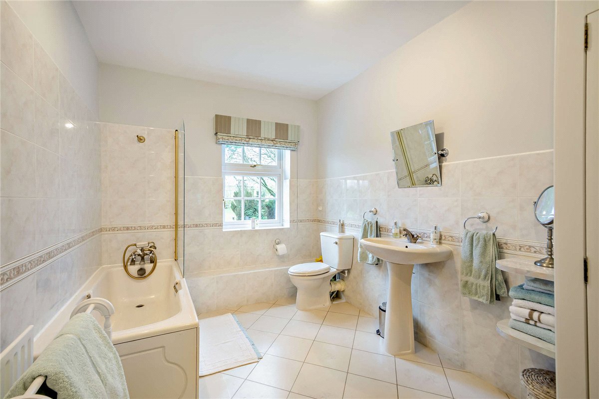 4 bedroom house, Between Beckwithshaw and Leathley, Near Harrogate LS21 - Available