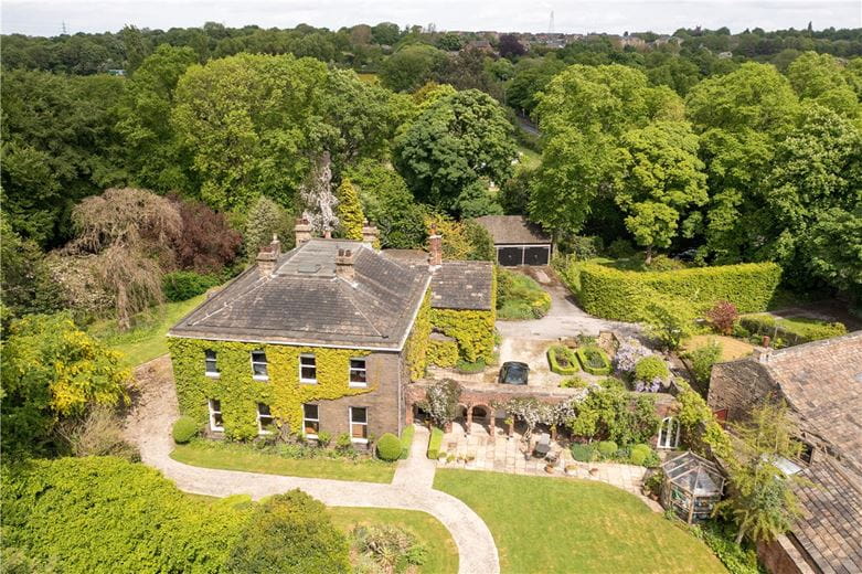 6 bedroom house, Spen Hall, Spen Lane, Lower Spen BD19 - Available
