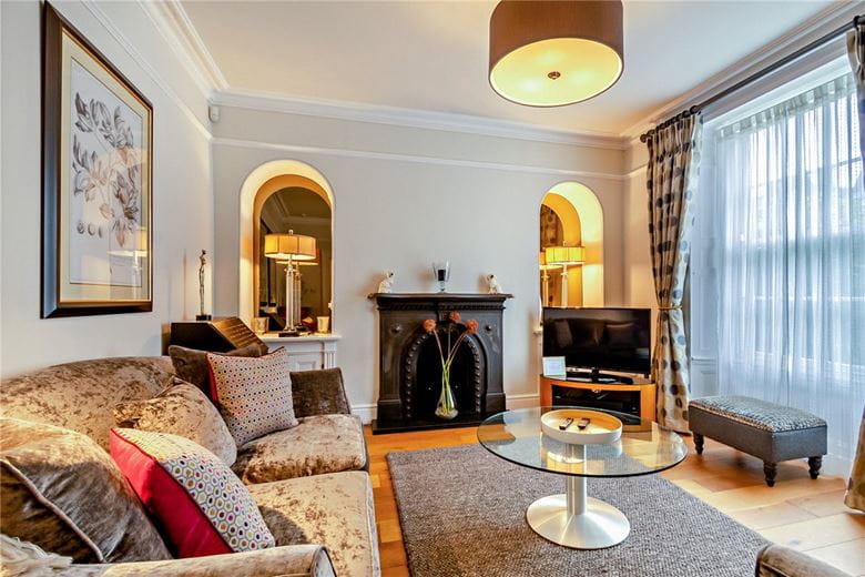 3 bedroom house, Belford Place, Harrogate HG1 - Sold