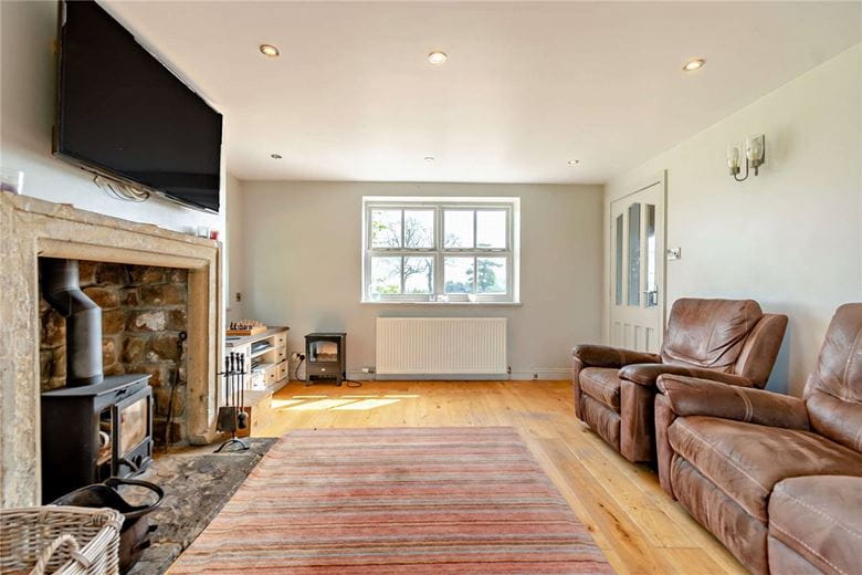 4 bedroom house, Skipton Road, Felliscliffe HG3 - Sold