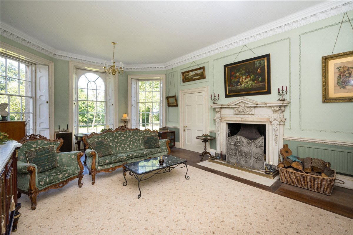  House, Wadworth, Doncaster DN11 - Available