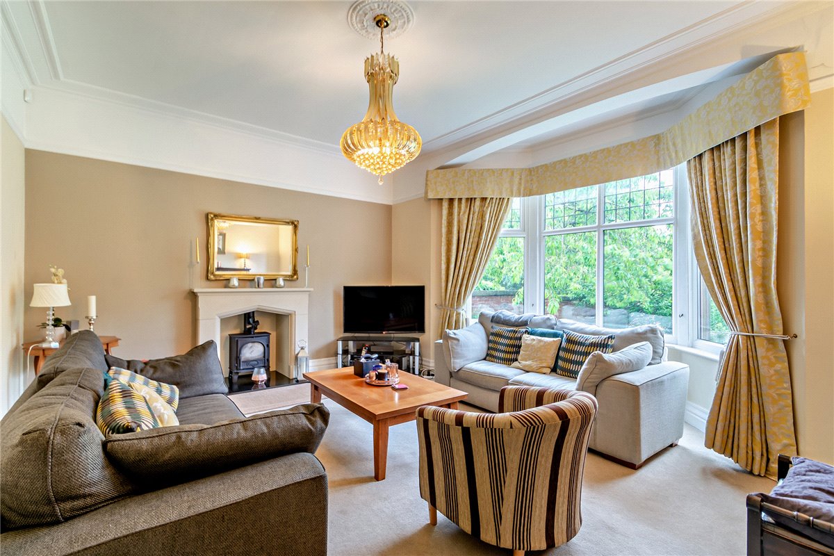 5 bedroom house, Rossett Green Lane, Harrogate HG2 - Sold