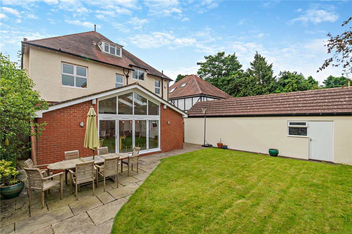 5 bedroom house, Rossett Green Lane, Harrogate HG2 - Sold