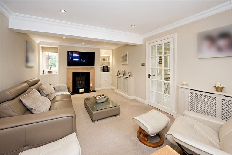 4 bedroom house, Woodgate Lane, Weeton LS17 - Available