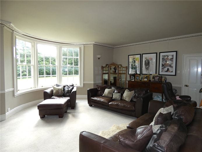 4 bedroom house, Coatham Hall, Coatham Mundeville DL3 - Available