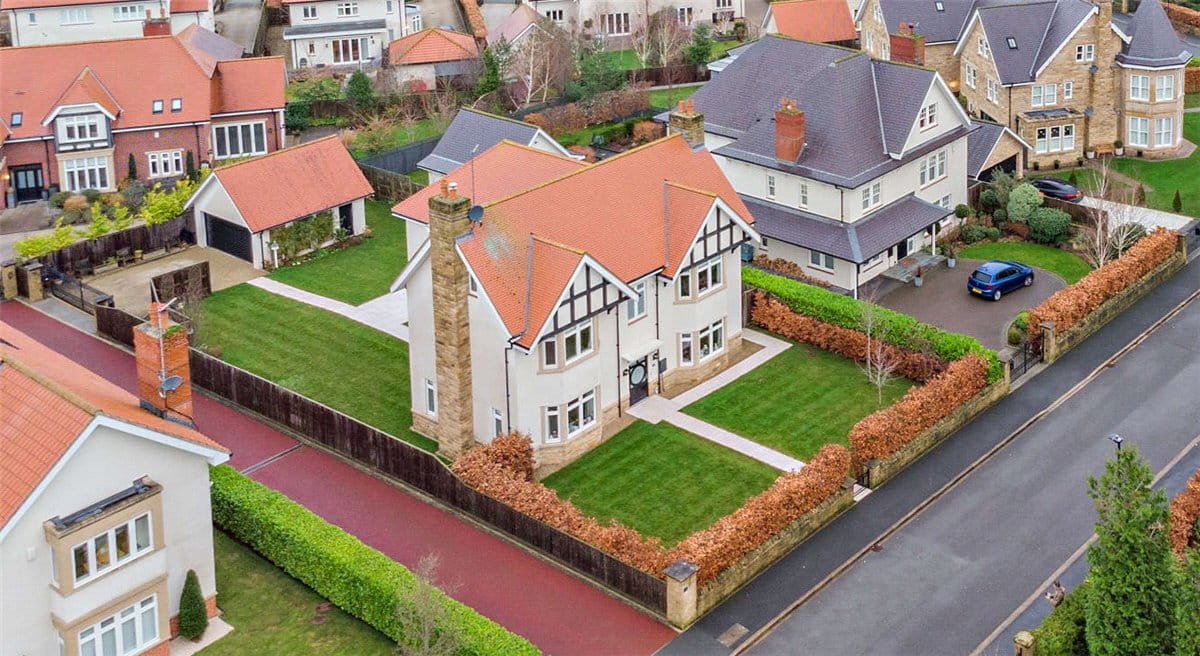 5 bedroom house, Sussex Avenue, Harrogate HG1 - Available