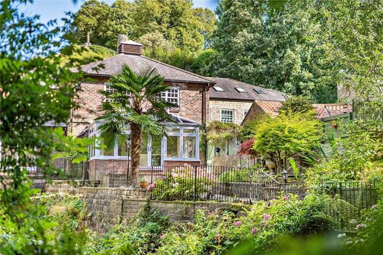 2 bedroom house, Castle Mills, Knaresborough HG5 - Sold