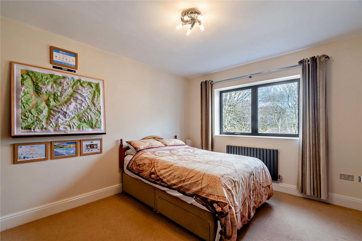 4 bedroom house, Oakdale, Harrogate HG1 - Sold