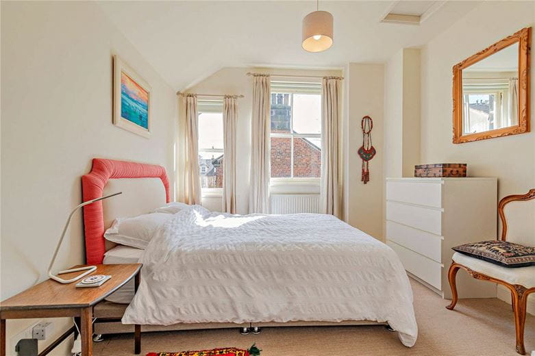 5 bedroom house, Church Square, Harrogate HG1 - Available