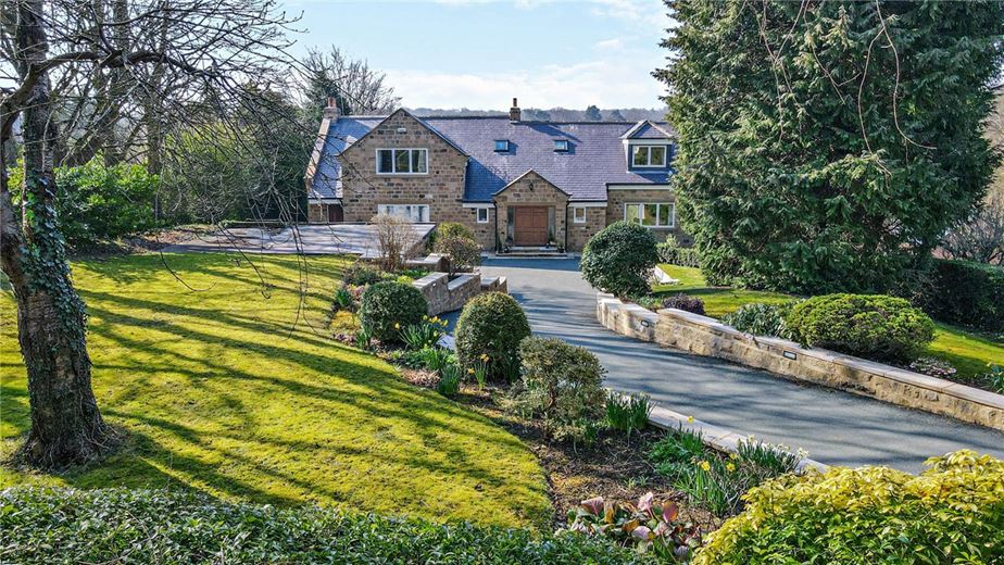 5 bedroom house, Nidd Bank, Knaresborough HG5 - Sold