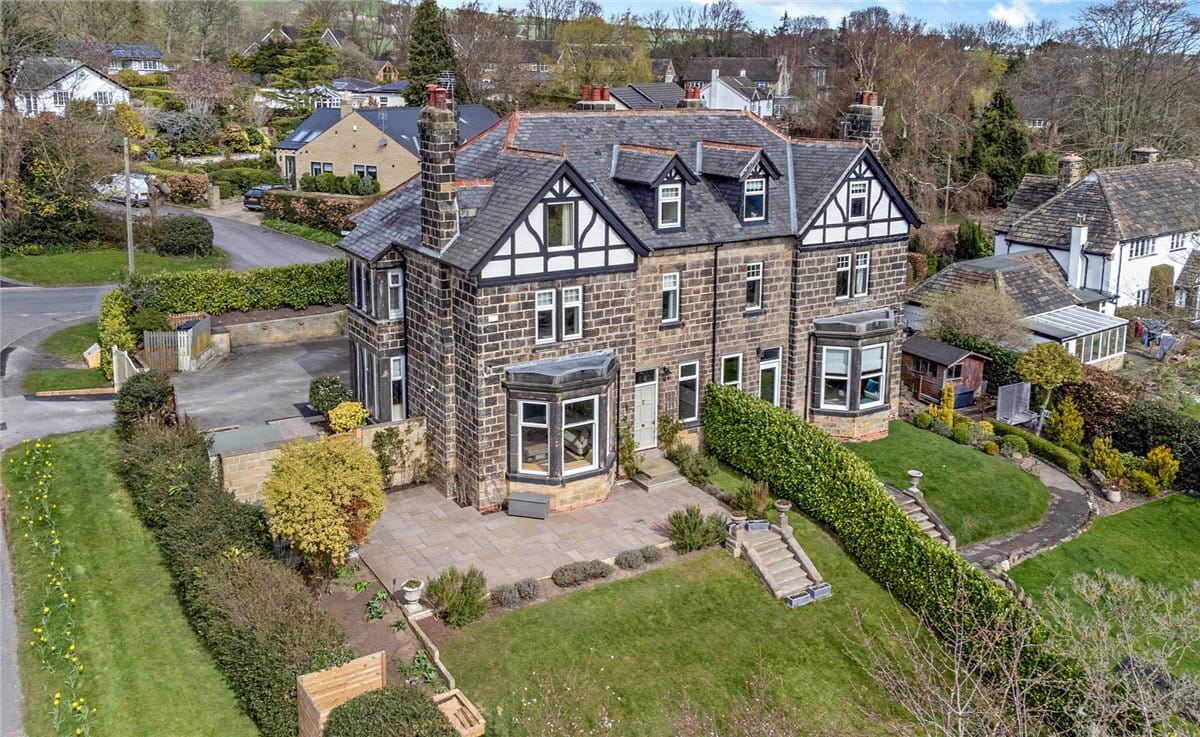 6 bedroom house, Crag Lane, Huby LS17 - Sold