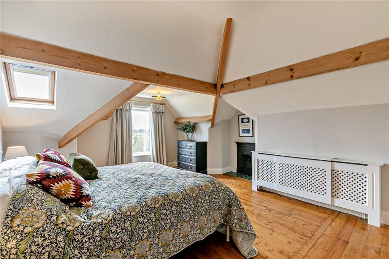 6 bedroom house, Crag Lane, Huby LS17 - Sold