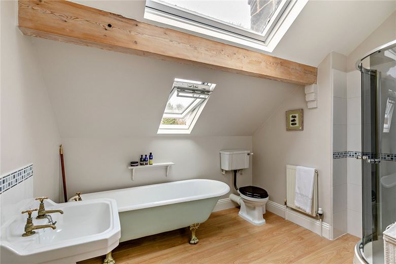 6 bedroom house, Crag Lane, Huby LS17 - Sold