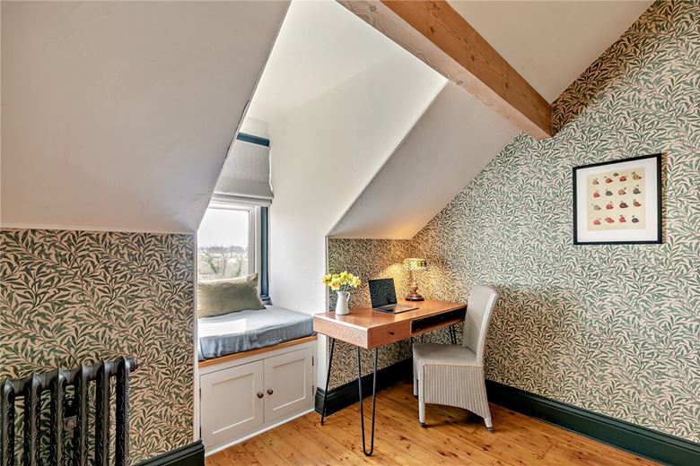 6 bedroom house, Crag Lane, Huby LS17 - Sold