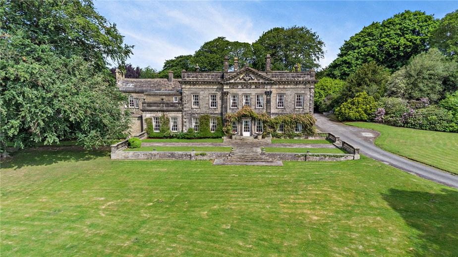  bedroom house, Farfield Hall, Addingham LS29 - Available