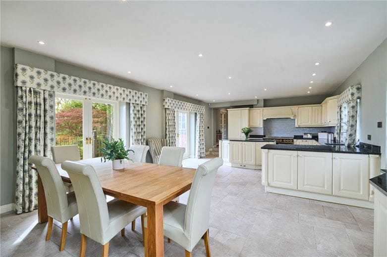 6 bedroom house, Burley Woodhead, Near Ilkley LS29 - Available