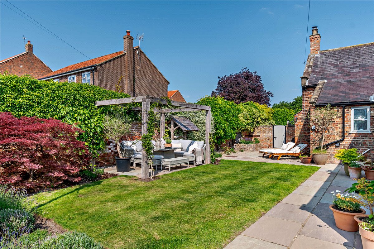 5 bedroom house, Franks Lane, Whixley YO26 - Sold