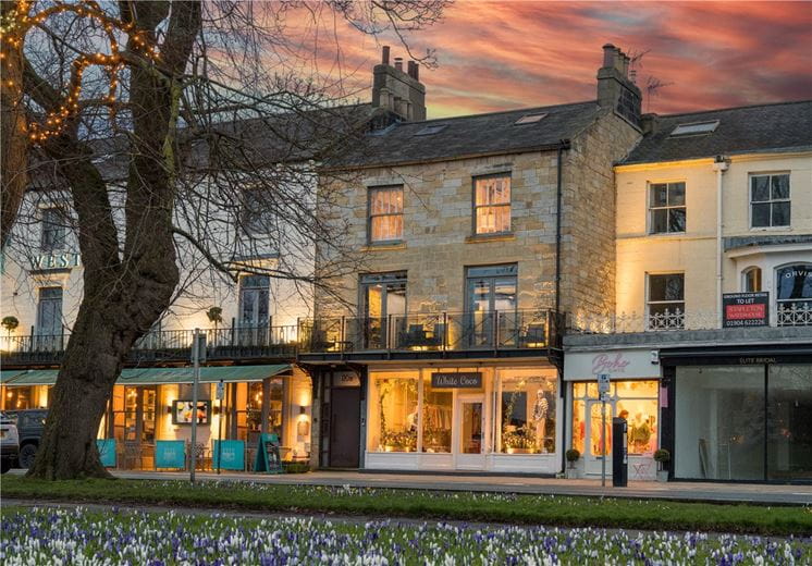  bedroom flat, West Park, Harrogate HG1 - Available