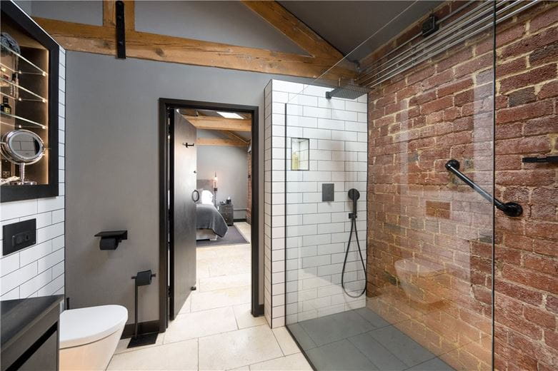  bedroom flat, West Park, Harrogate HG1 - Available