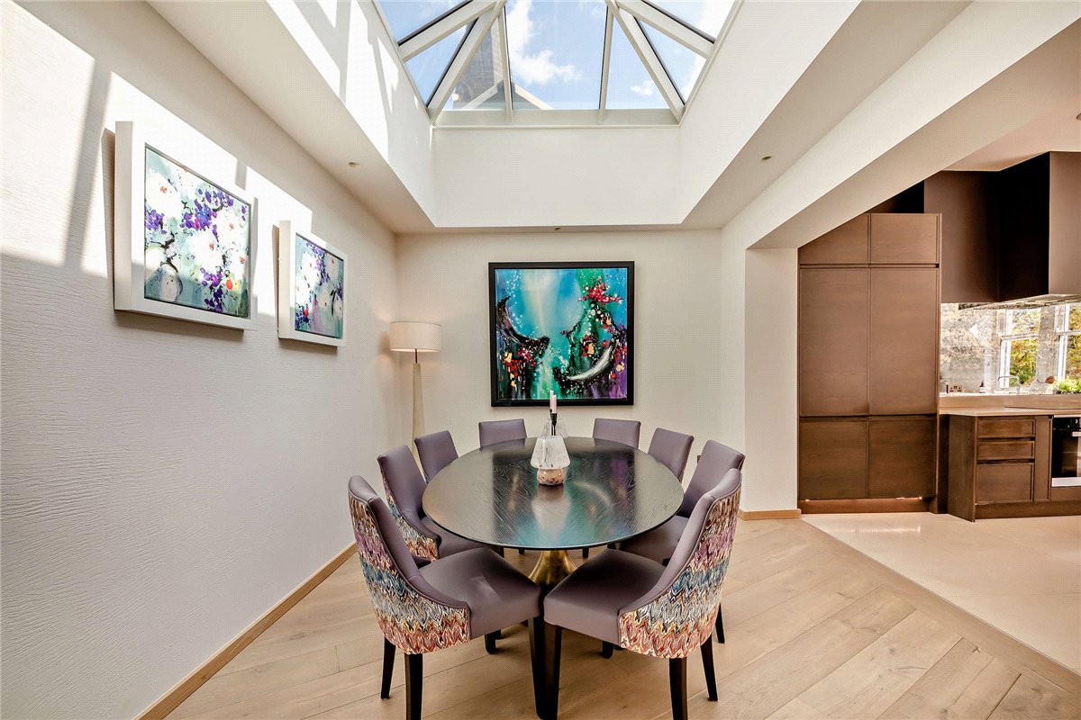 3 bedroom flat, Victoria Avenue, Harrogate HG1 - Sold