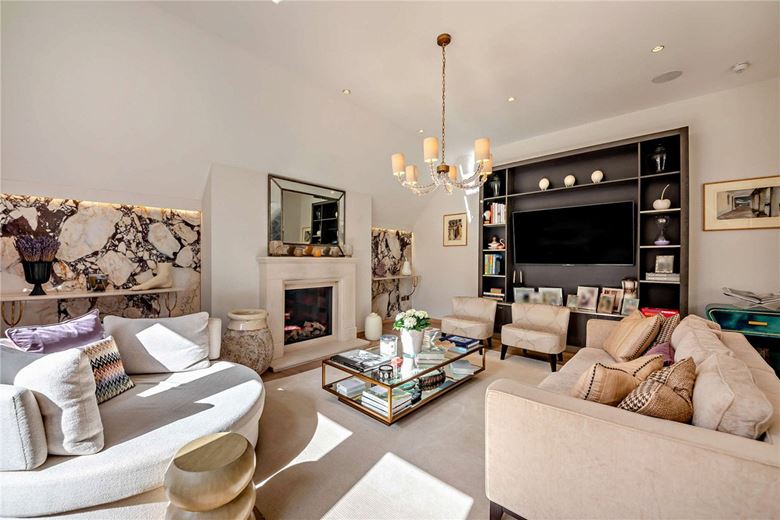 3 bedroom flat, Victoria Avenue, Harrogate HG1 - Sold