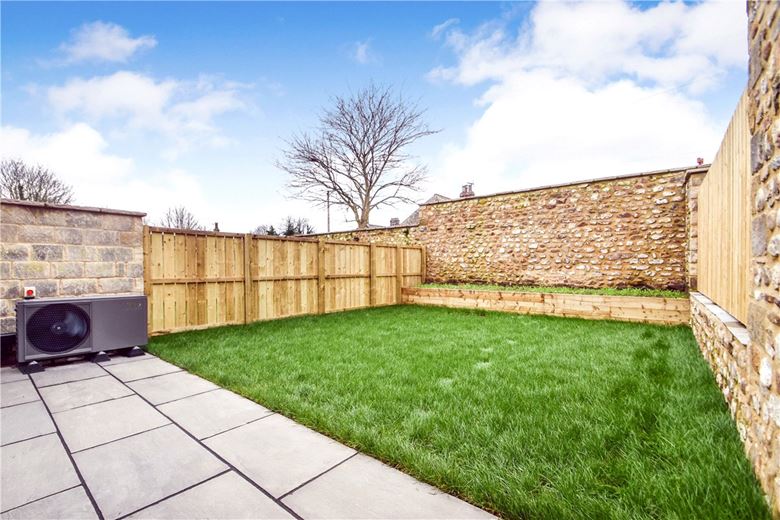 3 bedroom house, Village Farm, West Tanfield HG4 - Available