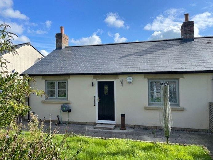 2 bedroom bungalow, Loach Field Close, Hurst Green BB7 - Sold STC